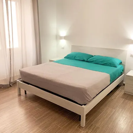 R Guest house *